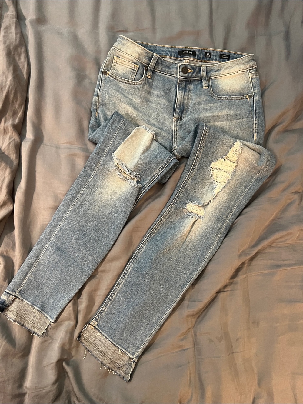 BRAND NEW Miss Me Light Blue Distressed Skinny Jeans-NEVER WORN